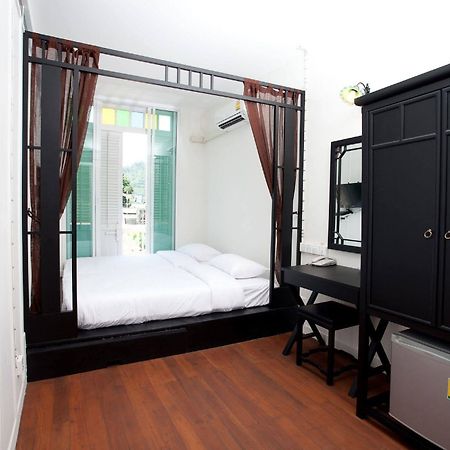 99 Oldtown Boutique Guesthouse Sha Extra Plus Phuket Exteriér fotografie