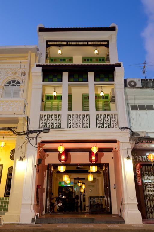 99 Oldtown Boutique Guesthouse Sha Extra Plus Phuket Exteriér fotografie