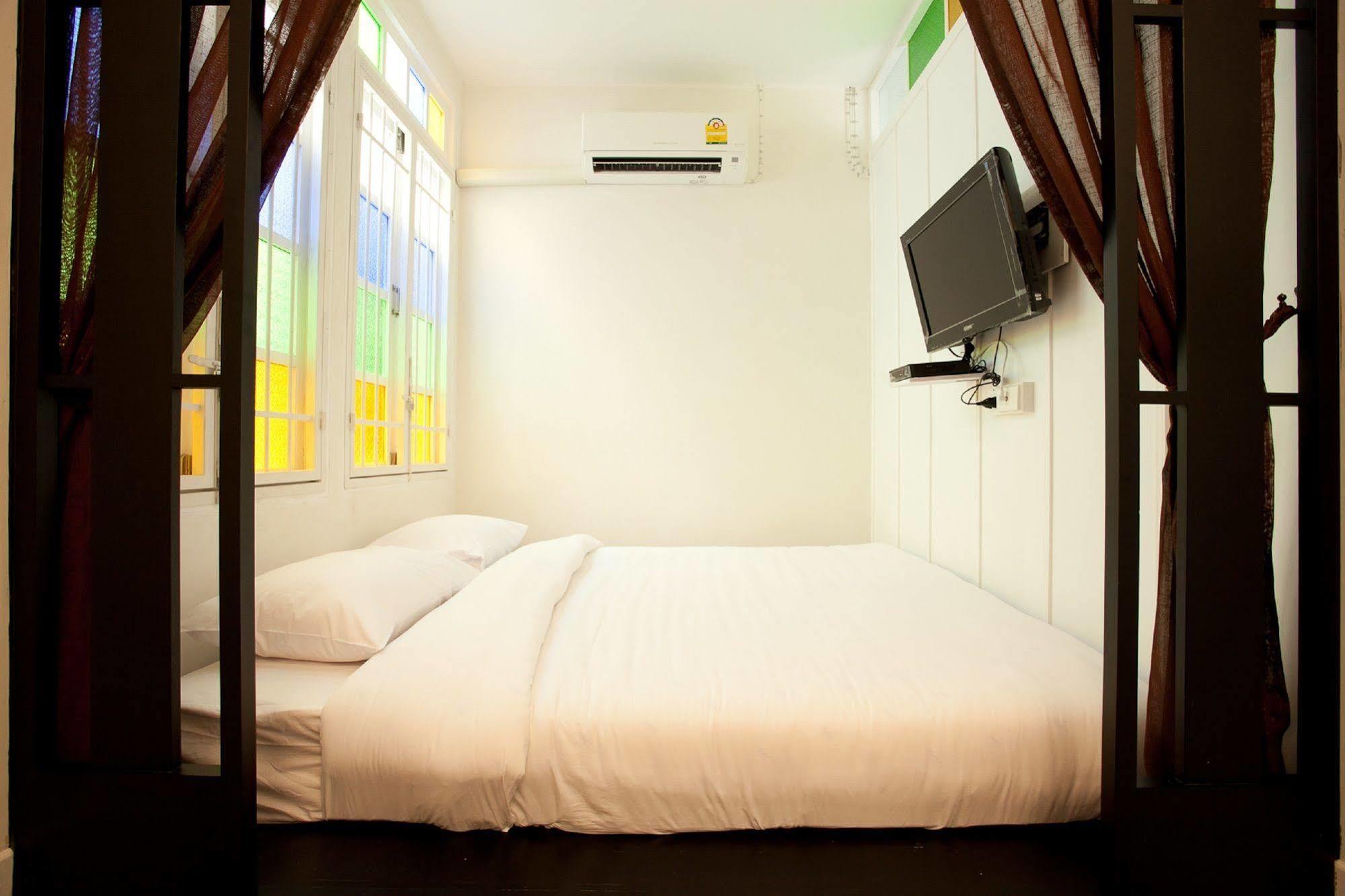 99 Oldtown Boutique Guesthouse Sha Extra Plus Phuket Exteriér fotografie