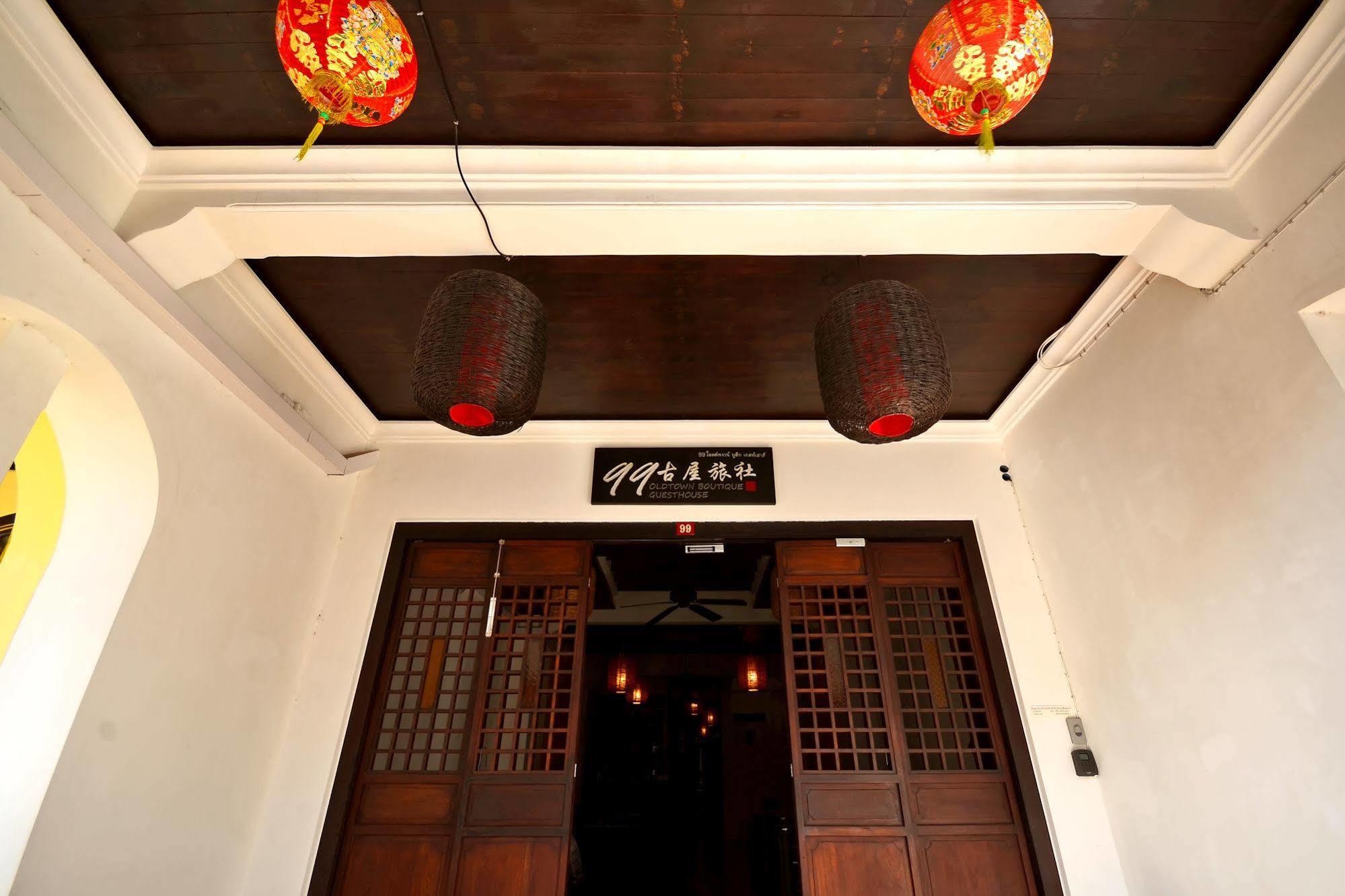 99 Oldtown Boutique Guesthouse Sha Extra Plus Phuket Exteriér fotografie