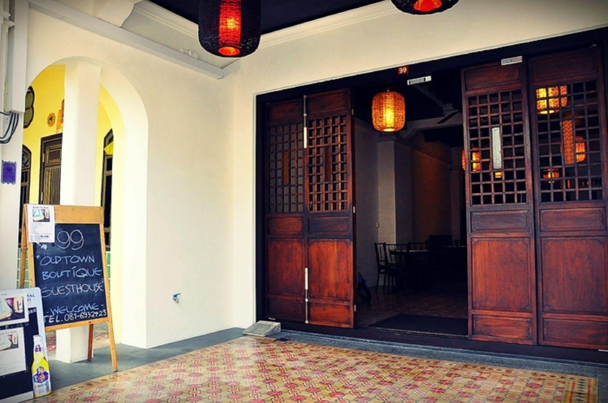 99 Oldtown Boutique Guesthouse Sha Extra Plus Phuket Exteriér fotografie