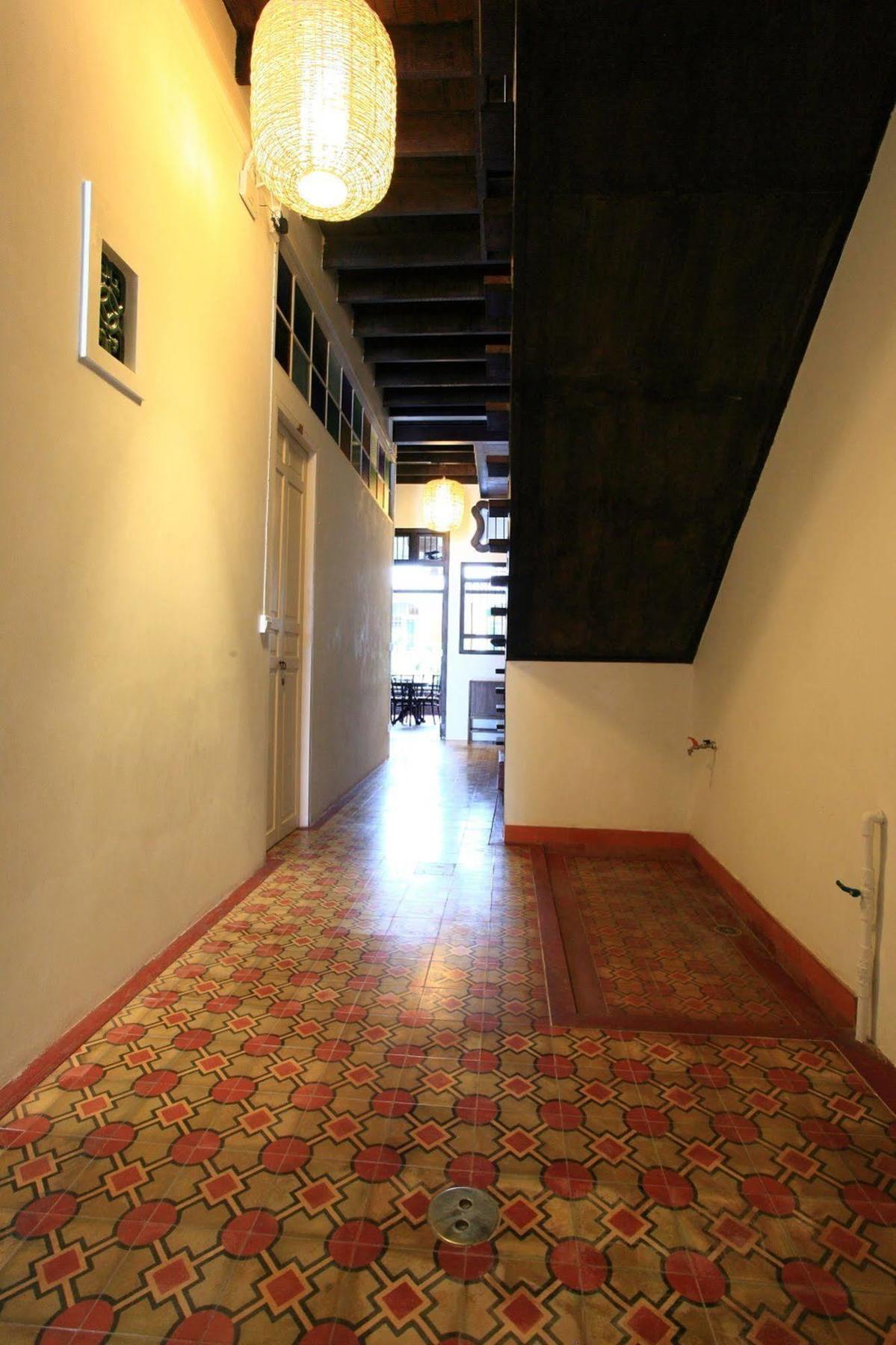 99 Oldtown Boutique Guesthouse Sha Extra Plus Phuket Exteriér fotografie